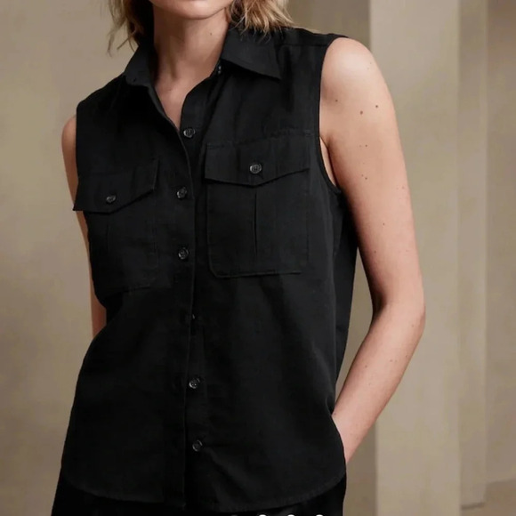 Banana Republic Double-Pocket Shirt - Picture 1 of 9